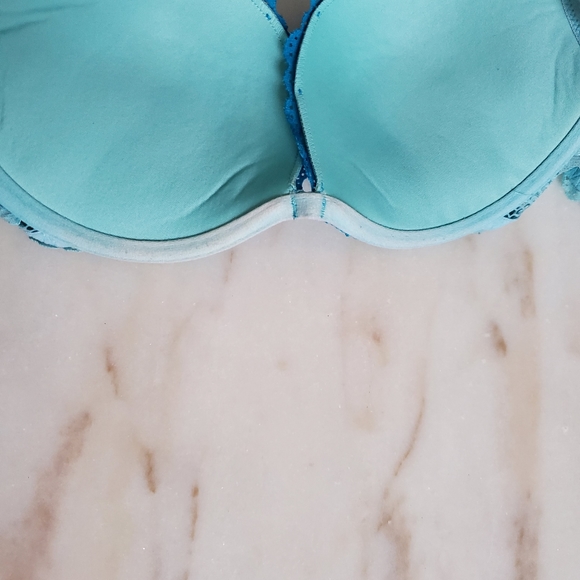 SOLD- LA SENZA BEYOND CLEAVAGE BLUE 34B LACE BRA - Picture 3 of 4